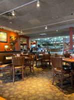 Bertucci's Holliston food