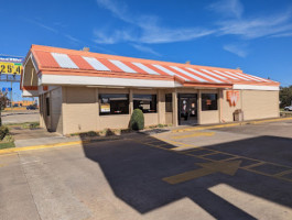 Whataburger outside