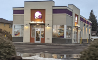 Taco Bell outside