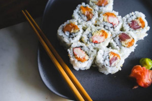 Kan-ki Japanese Steakhouse And Sushi food
