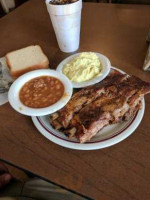 George's Old Time -b-que food