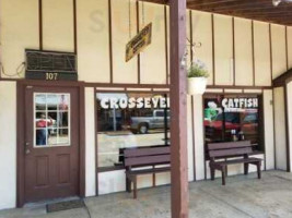 Cross-eyed Catfish Cafe outside