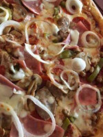 Tiano Pizza food