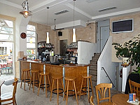 Café Im Winzerhof inside