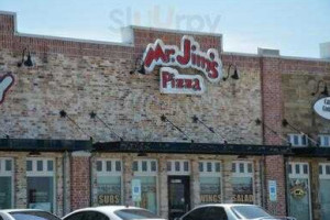 Mr Jim's Pizza outside