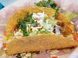 Fuzzy's Taco Shop food