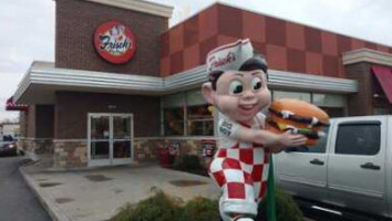 Frisch's Big Boy Restaurants outside