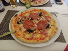 Pizza Da Toni Lieferservice Mit food