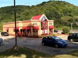 Arby's outside