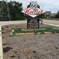 Nelly's On Rt.66 outside