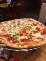 Grioli's Italian Grill Pizzeria food