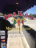 Tres Ninos Mexican Food food