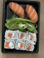 Aime Sushi food