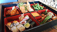 Aiseki Sushi inside