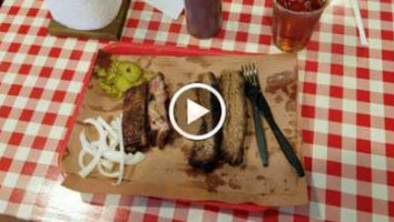 Outlaws Bbq food