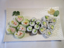 U Sushi food