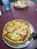 Elkader Pizzeria food