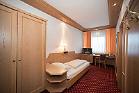 Hotel Gasthof Soller inside