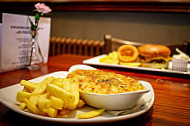 Waterhouse Inn Cafe And Lounge food