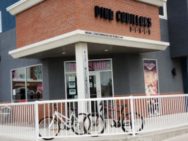 Pink Cadillac's Malt Shop & Lounge outside