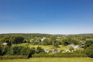 Manoir Du Soleil D'or inside