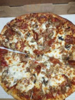 Jeromes Pizza food