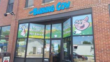 The Barking Cow outside
