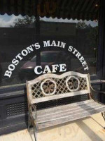 Boston's Main Street Cafe inside