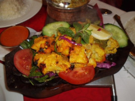 TAJ MAHAL Indisches Restaurant food