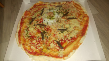 Nostra Pizza food