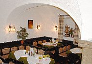 Burgstüberl Restaurant food