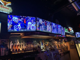 Bronco's Sports Grill inside