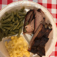 Smokey Mo's Bbq food