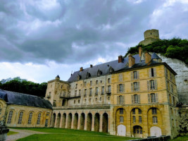 Le Relais Du Château food