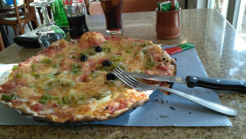 Robino Pizza Cafe food