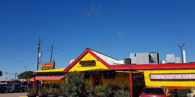 Tornado Burgers outside