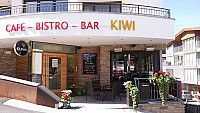Cafe-Bistro-Bar KIWI inside