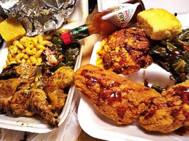 Victory Liquor Soulfood food