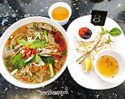 Phuong Trinh food