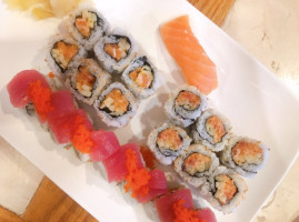 Mr. Sushi inside