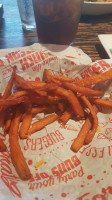 Red Robin Gourmet Burgers And Brews food