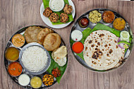 Suvarana Bhavan food