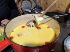 La Fondue en Folie food