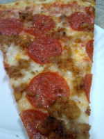 Randazzo's Pizzeria food