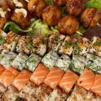 Sushi World Madou food