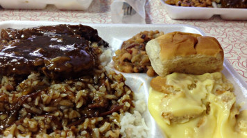 Kelly's Country Meat Block & Diner food