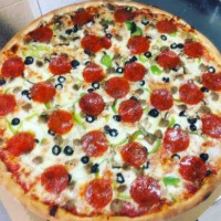 Massino's Pizzeria food