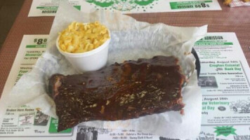 Jimmy G's Bbq food