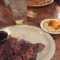 Cattlemen's Steakhouse Lounge food