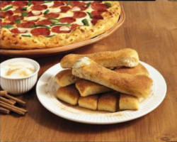 Domino's Pizza food